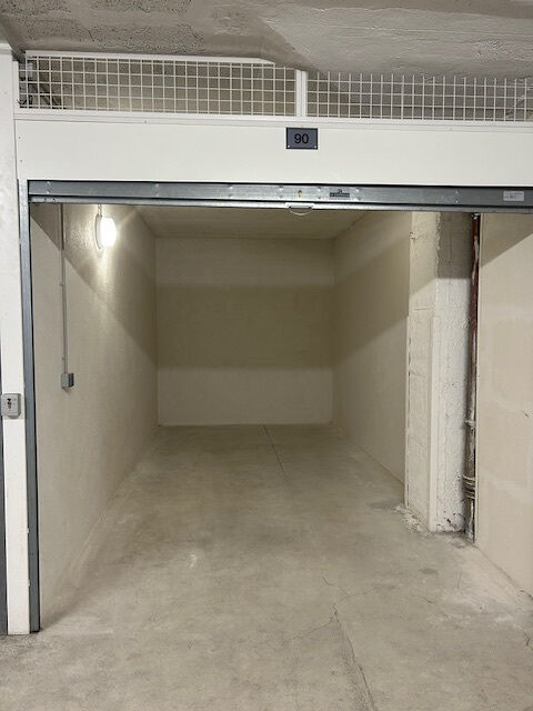 Parking / Garage � louer 15 m�