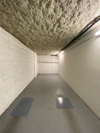  Parking / Garage  louer 24 m