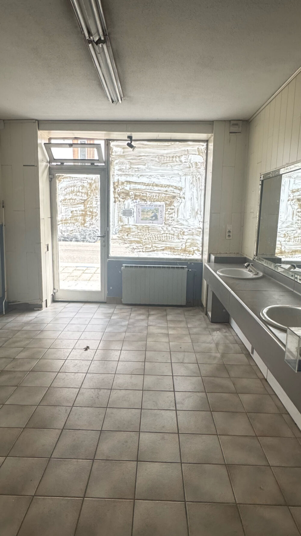 Vente Immeuble IMMEUBLE DE CARACTÈRE AVEC ANCIEN COMMERCE, HABITATION ET DÉPENDANCE Bletterans