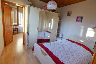 Vente Appartement Villard-Bonnot - Appartement T4 avec jardins et garage proche des commodités Villard bonnot
