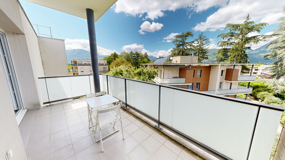Gières - Appartement T2 dernier étage avec terrasse