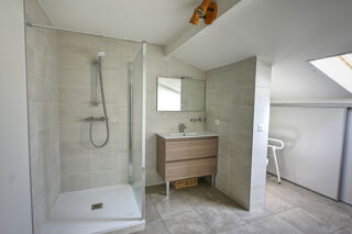  Propriété/château à vendre 6 pièces 210 m²
