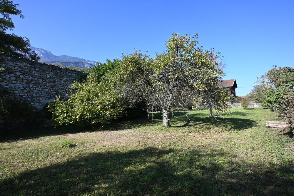 Vente Terrain Terrain constructible non viabilisé de 825m2 La buissiere