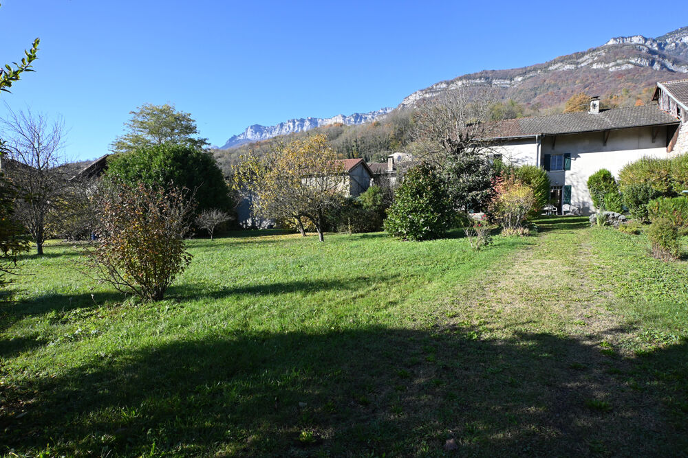 Maison de village - La Buissière