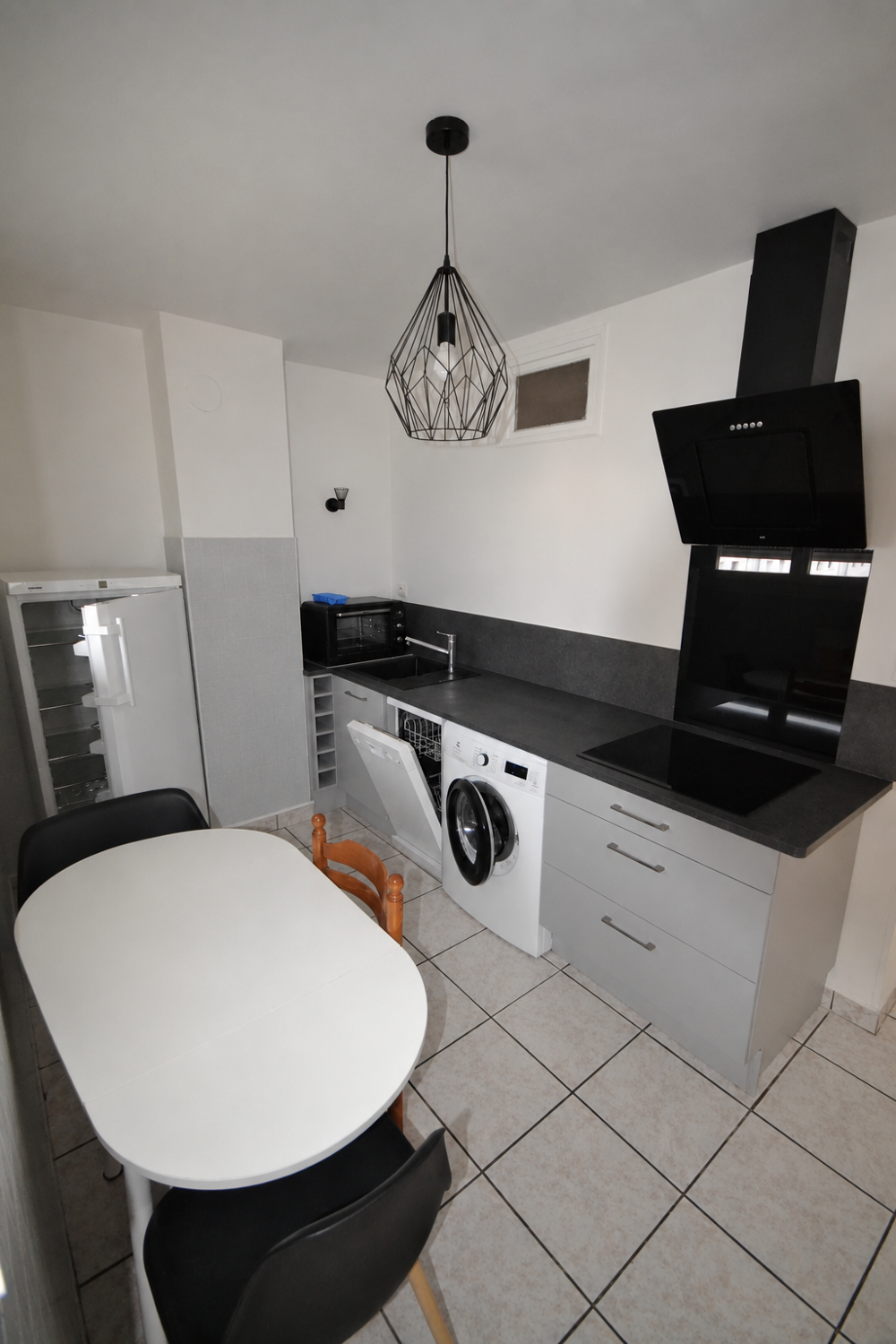 Location Appartement Appartement meublé T3 avec balcon et cave - Grenoble proche Tram ligne C et Parc Paul Mistral Grenoble