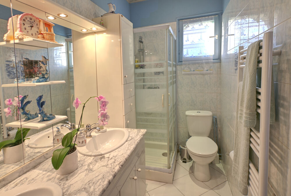 Vente Appartement Villard-Bonnot - Appartement T4 avec jardins et garage proche des commodités Villard bonnot