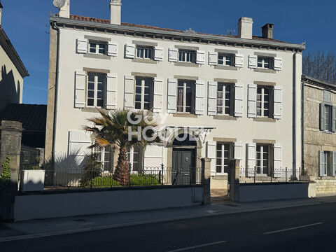  maison Maison - 15 + pièce(s) - 310 m²
