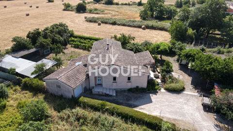   maison Maison - 6 pièce(s) - 147 m²
