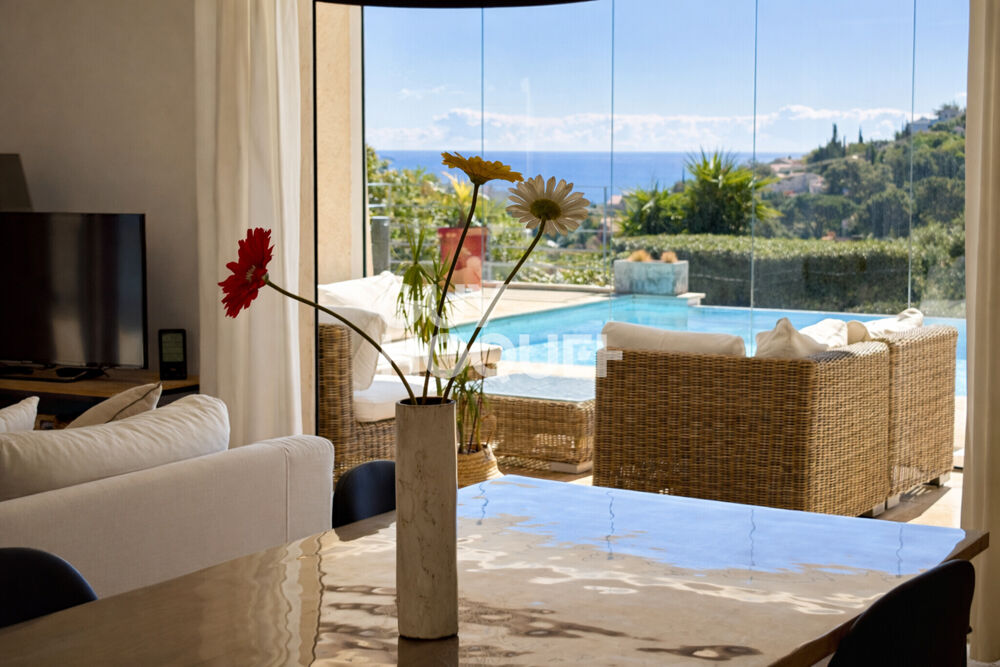à vendre  Maison Cavalaire-sur-Mer (83240)