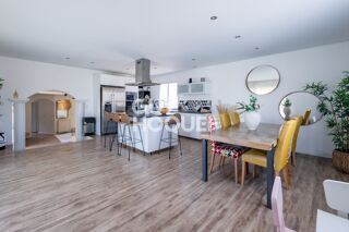  Maison à louer 5 pièces 135 m²