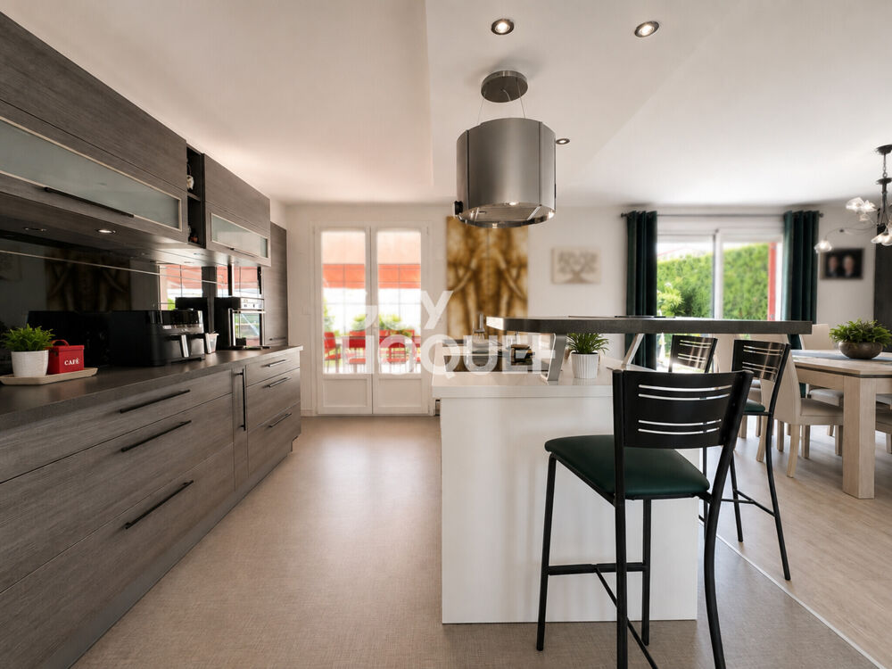 à vendre  Maison Cormontreuil (51350)