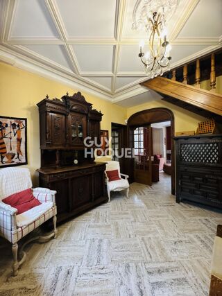  Maison à vendre 6 pièces 255 m²