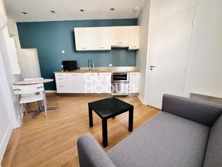  Appartement à louer 1 pièce 28 m²
