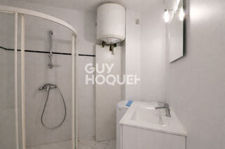  Appartement à louer 2 pièces 43 m² Chambéry