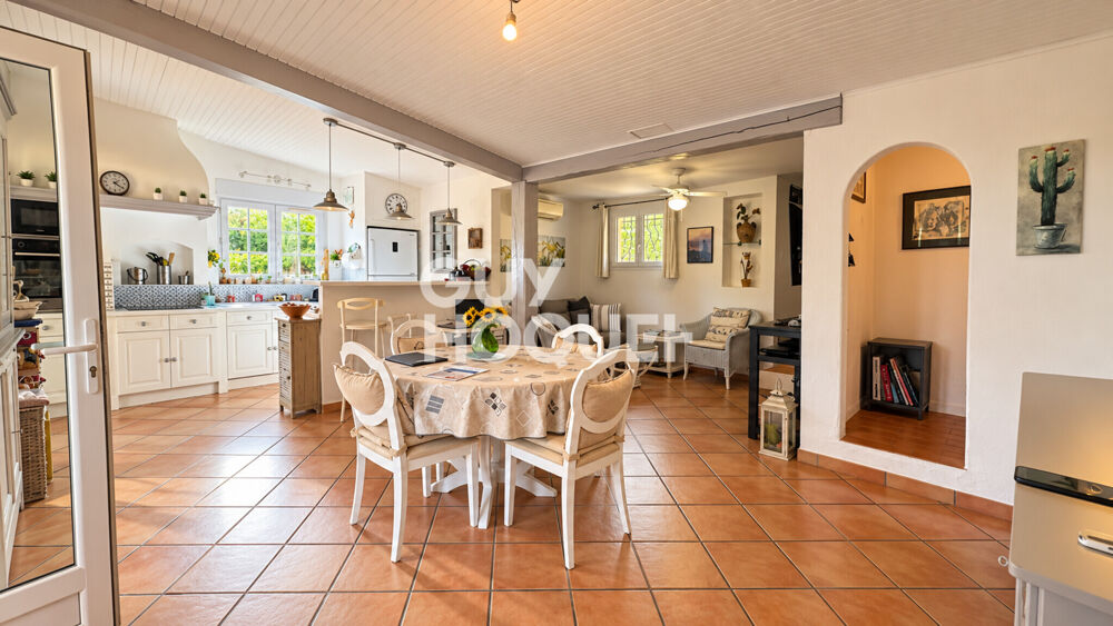 à vendre  Maison Cavalaire-sur-Mer (83240)