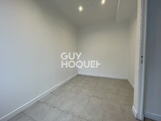  Appartement à louer 3 pièces 42 m²