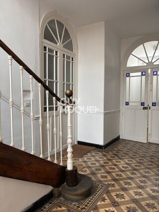  Appartement � vendre 7 pi�ces 132 m�