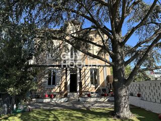  Maison à vendre 8 pièces 184 m²