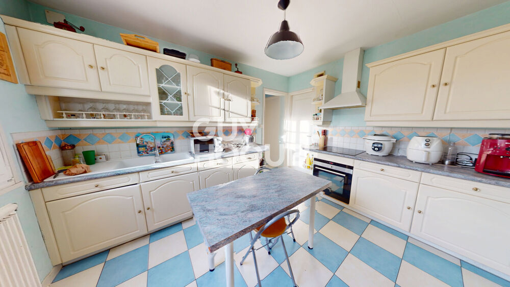 Maison 6 pièces 150 m² · à Montville · 150 m² · 245 000 €