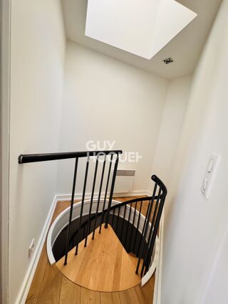  Appartement à louer 1 pièce 28 m²
