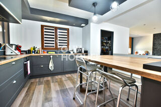  Maison à vendre 6 pièces 182 m²
