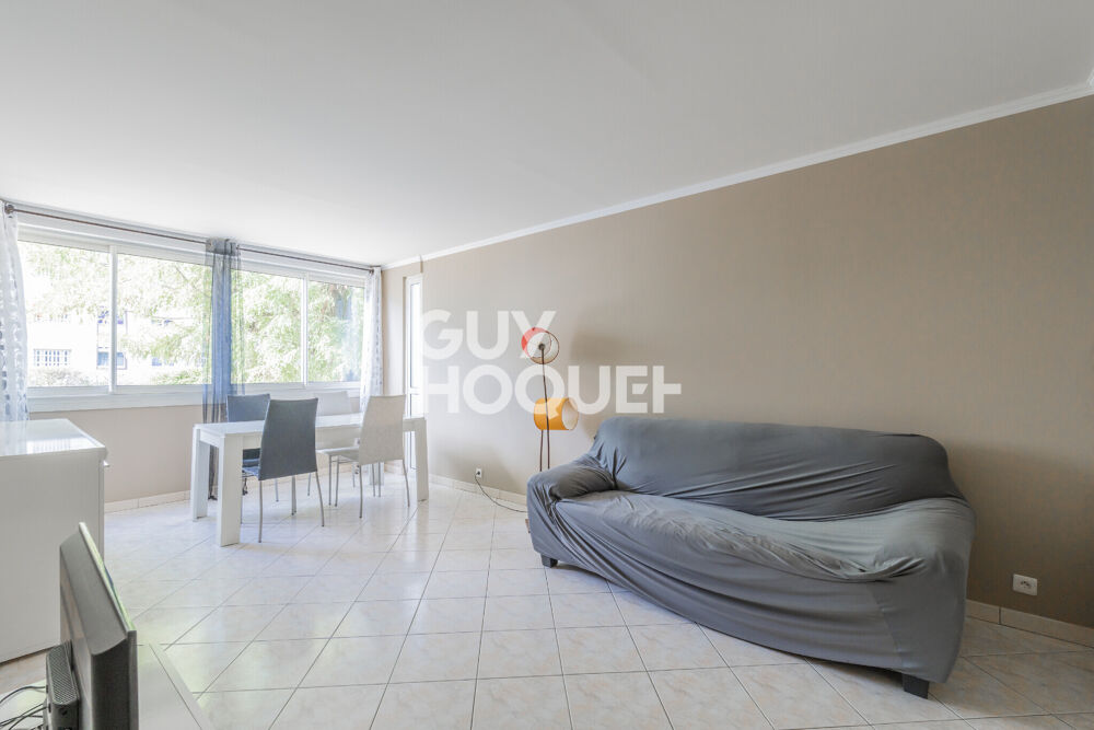 Appartement 3 pièces 77 m² · à Les Clayes-sous-Bois · 77 m² · 185 000 €