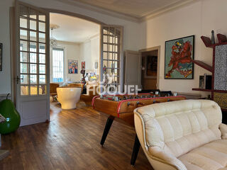  Maison à vendre 10 pièces 425 m²