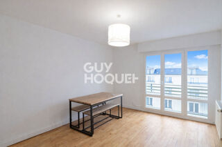 Appartement à louer 2 pièces 43 m² Chambéry