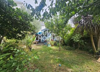 Maison 7 pièces 146 m² · à Nantes · 146 m² · 628 990 €
