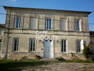  Maison à louer 6 pièces 177 m²
