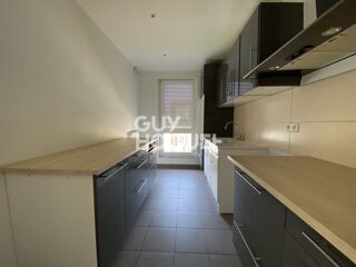  Appartement à louer 4 pièces 105 m²