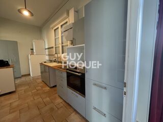  Maison à louer 6 pièces 177 m²