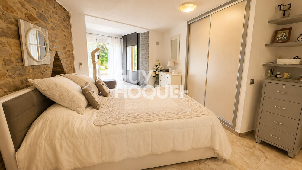 à vendre  Maison Cavalaire-sur-Mer (83240)