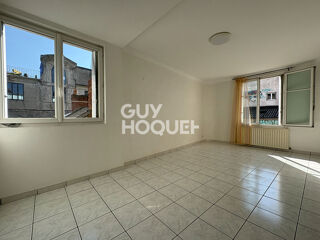  Appartement à louer 3 pièces 52 m²
