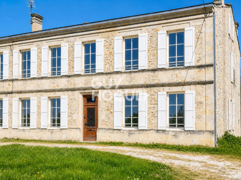   maison Maison - 10 pièce(s) - 220 m²