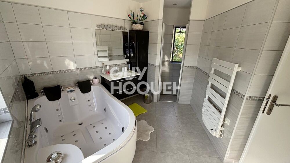 à vendre  Maison Cavalaire-sur-Mer (83240)