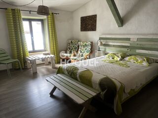  Maison à vendre 15 + pièces 406 m²