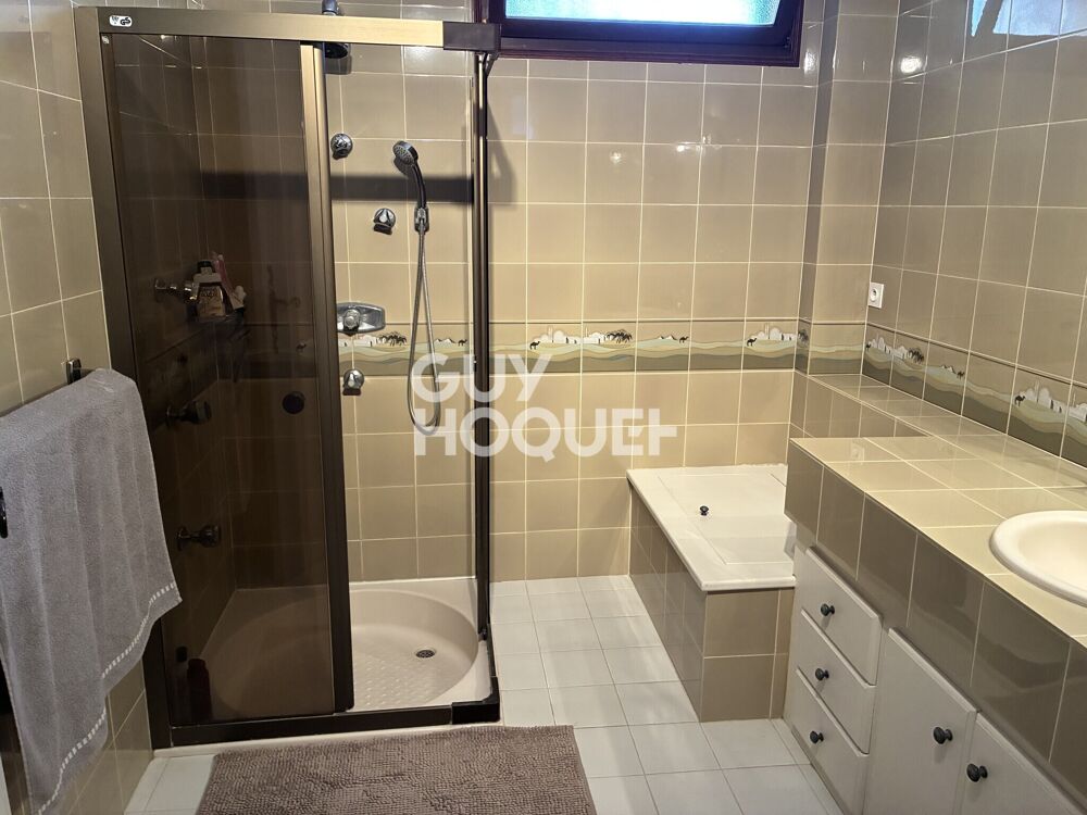 à vendre  Maison Cavalaire-sur-Mer (83240)