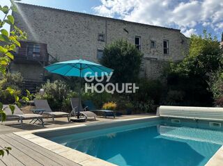  Maison à vendre 15 + pièces 406 m²