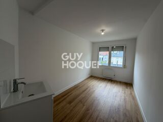  Appartement à louer 4 pièces 57 m²