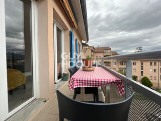  Appartement à louer 4 pièces 83 m²