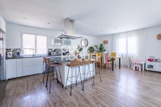  Maison à louer 5 pièces 135 m²