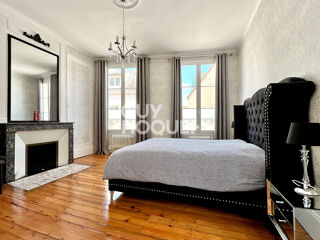  Maison � vendre 10 pi�ces 273 m�