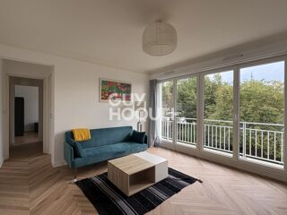  Appartement à louer 2 pièces 55 m²