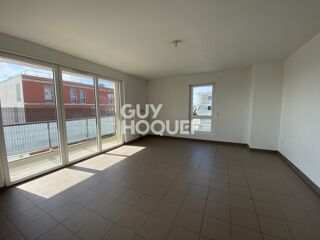  Appartement à louer 4 pièces 105 m²
