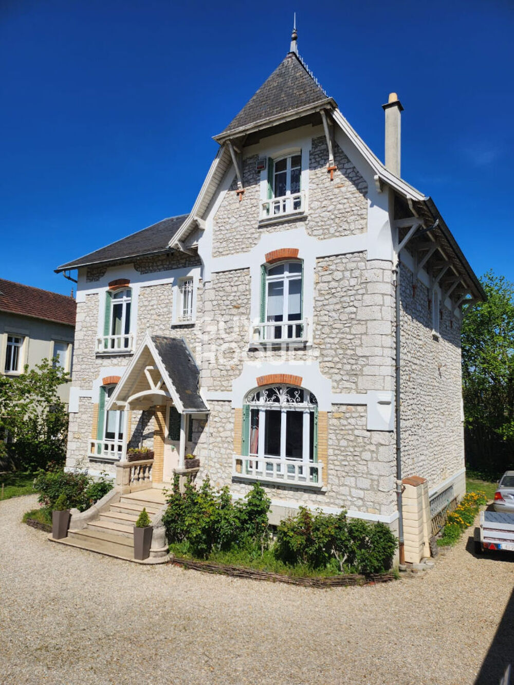 Maison 7 pièces 202 m² · à Longueville · 202 m² · 418 000 €