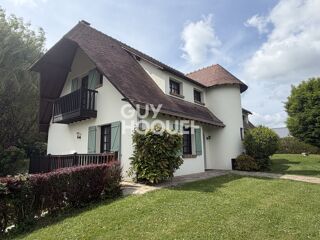 Maison 9 pièces 250 m² · à Isneauville · 250 m² · 599 000 €
