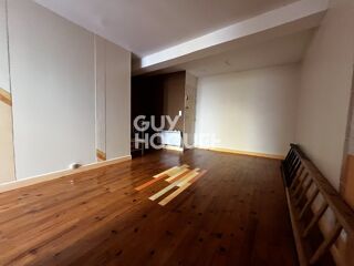  Appartement à louer 2 pièces 32 m²
