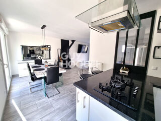  Maison à louer 6 pièces 123 m²