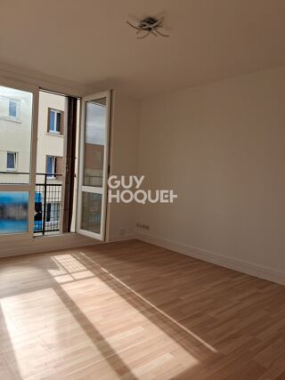  Appartement à louer 4 pièces 63 m²